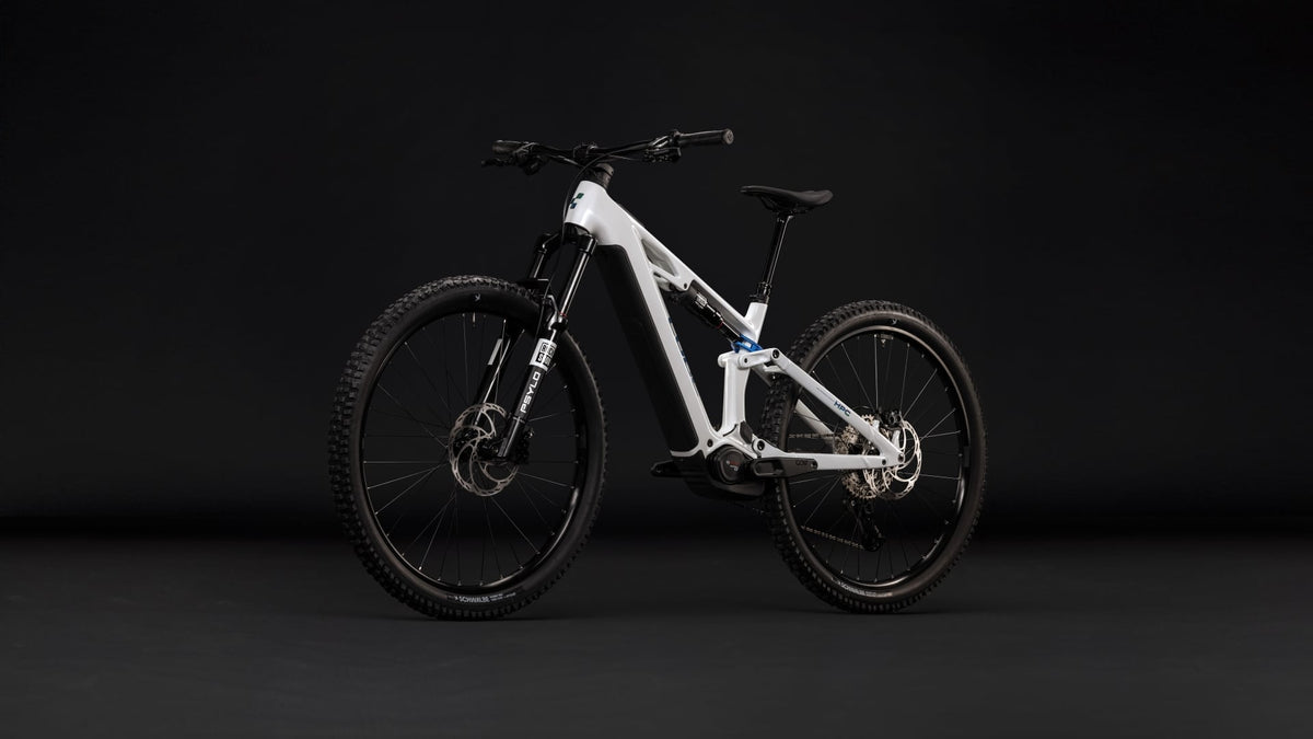 Cube Stereo Hybrid ONE44 HPC Pro 800 metallicwhite´n´blue