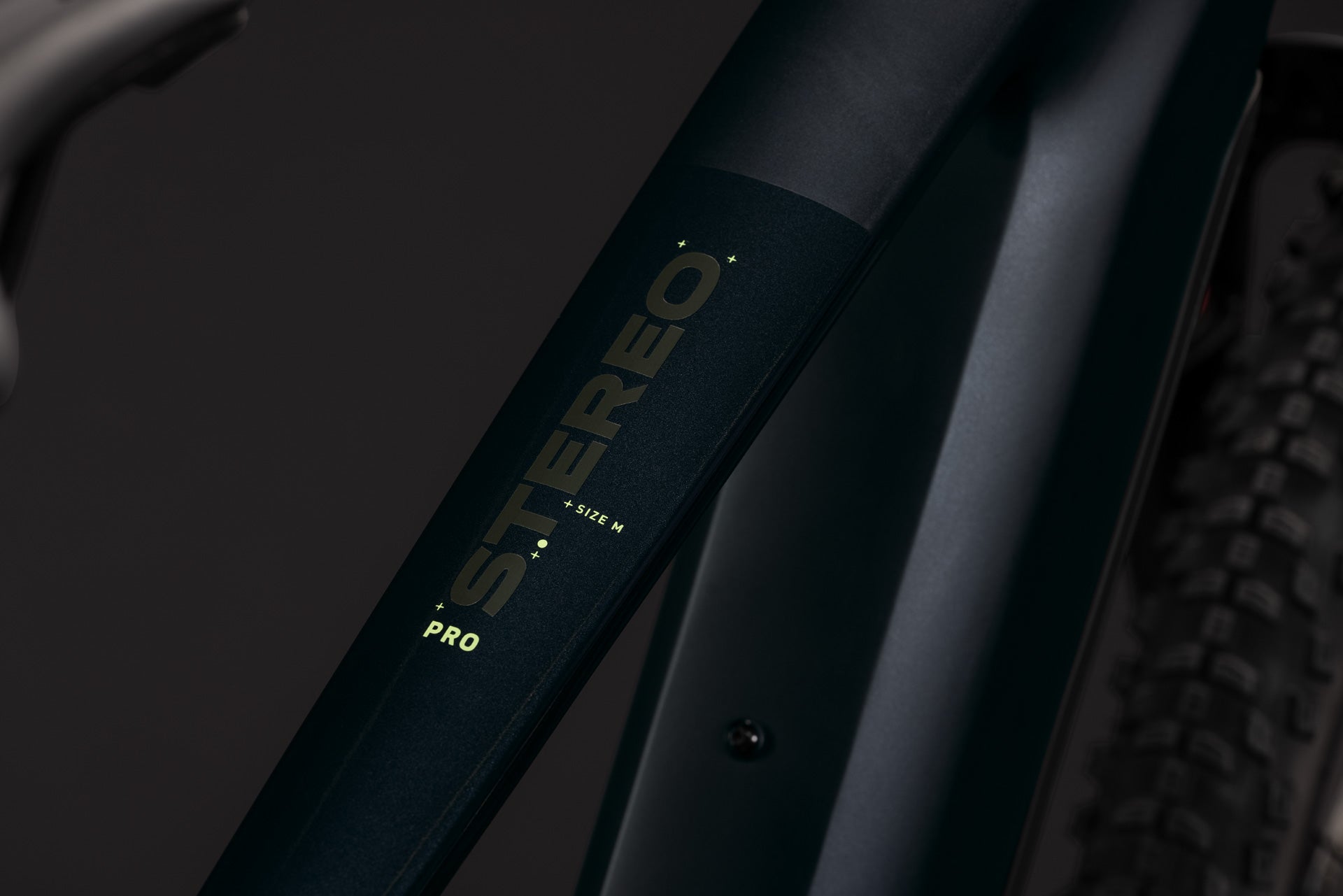 Cube Stereo Hybrid ONE44 Pro 800 coal´n´black