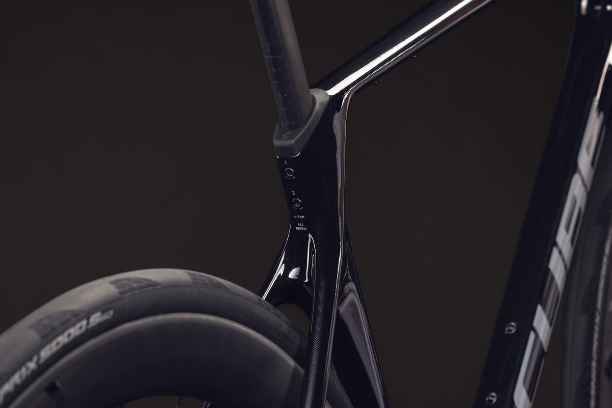 Cube Agree C:62 SLT Di2 blackpearl´n´switchwhite