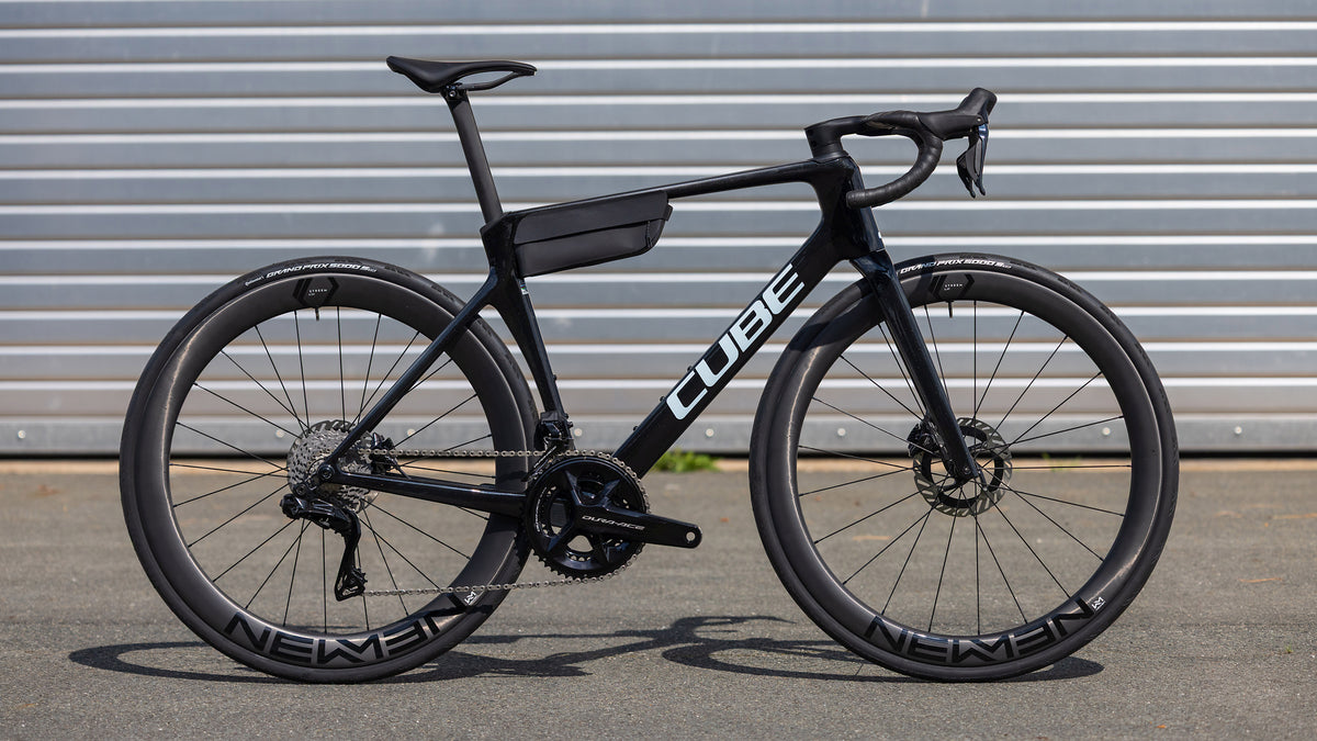 Cube Agree C:62 SLT Di2 blackpearl´n´switchwhite