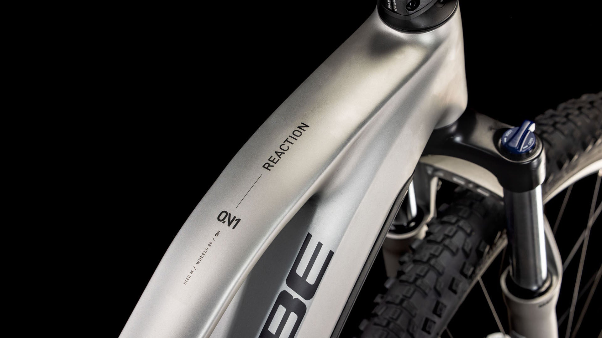 Cube Reaction Hybrid ONE 800 silver´n´black Trapeze